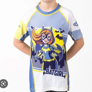 fusion surfgear dc superhero girls batgirl rash guard top